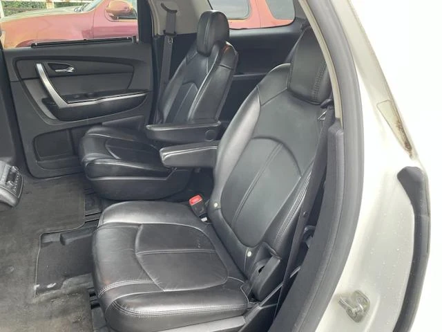 GMC ACADIA 14