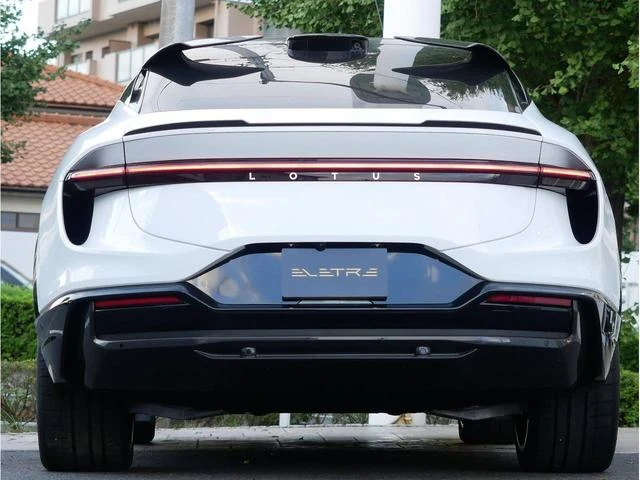 Lotus ELETRE 36