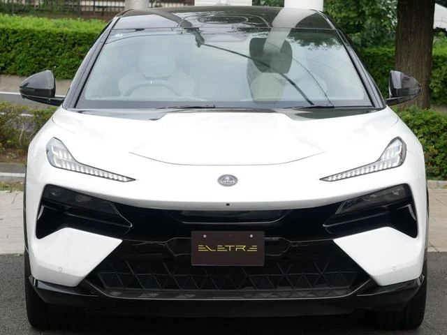 Lotus ELETRE 27