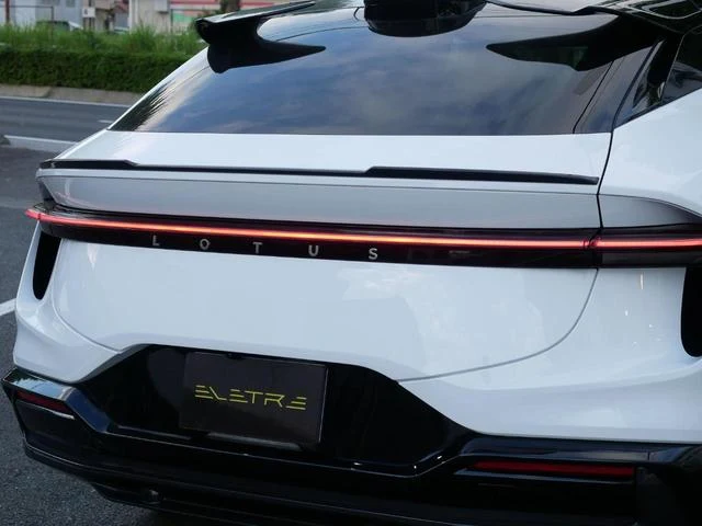 Lotus ELETRE 37