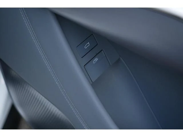 Lotus ELETRE 69
