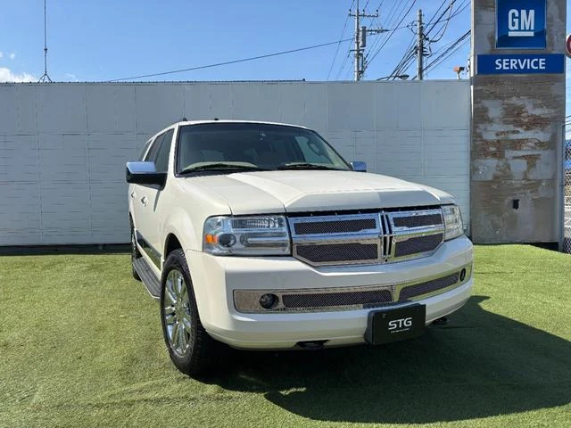 Lincoln NAVIGATOR
