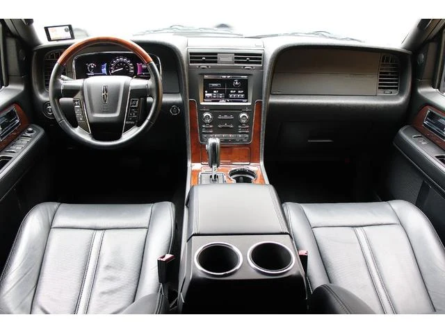 Lincoln NAVIGATOR 22