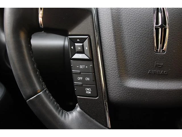 Lincoln NAVIGATOR 28