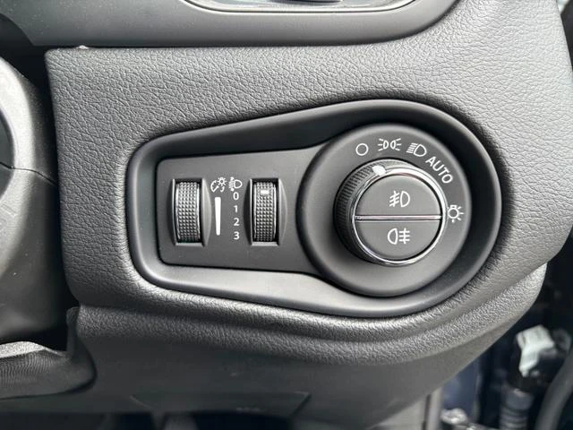 Chrysler JEEP 14