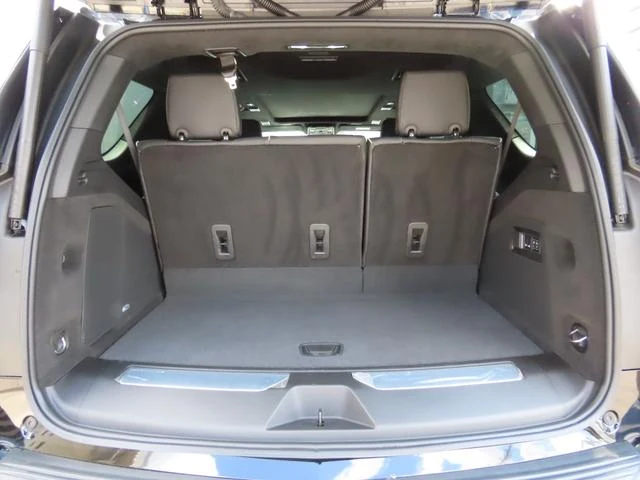 Cadillac ESCALADE 31