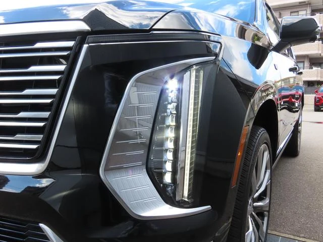 Cadillac ESCALADE 6