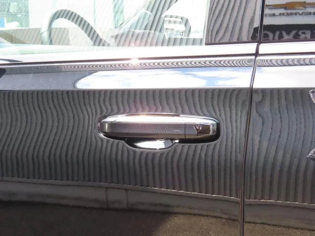 Cadillac ESCALADE 11
