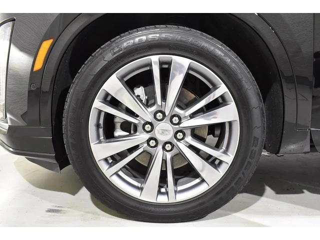 Cadillac XT6 11