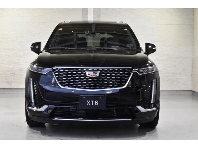 Cadillac XT6 2