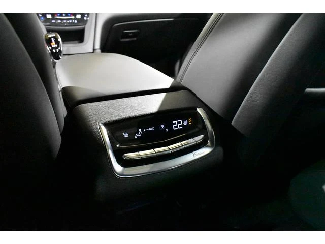 Cadillac XT6 31