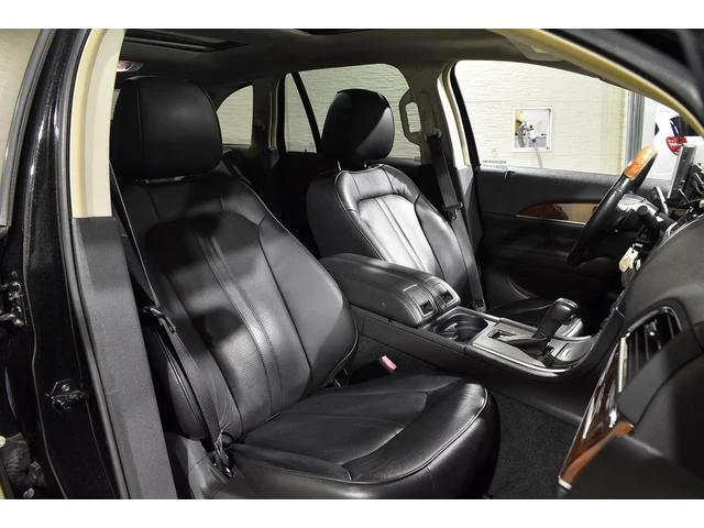 Lincoln MKX 24