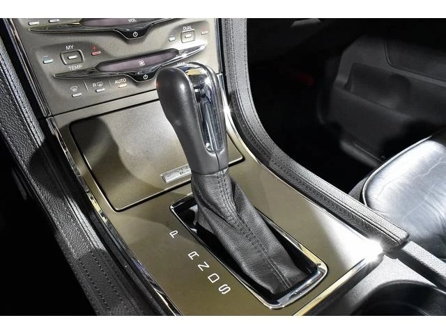 Lincoln MKX 15