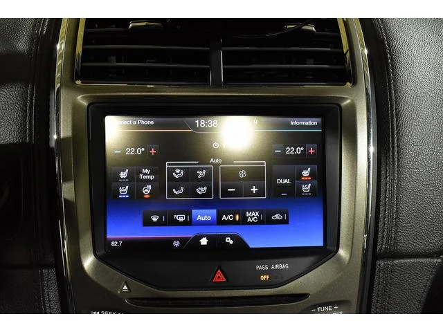 Lincoln MKX 17