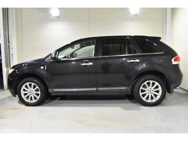 Lincoln MKX 7