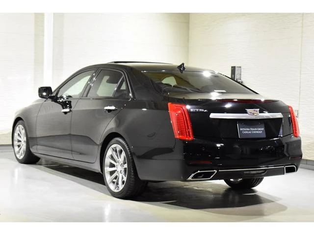 Cadillac CTS 9