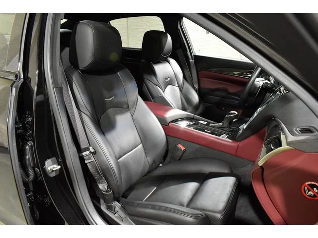 Cadillac CTS 22