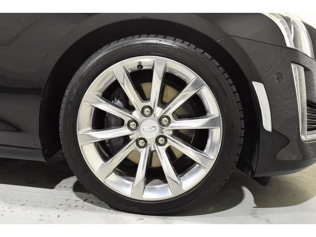 Cadillac CTS 11