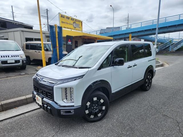 Mitsubishi DELICA
