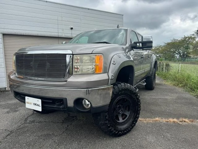 GMC SIERA 2