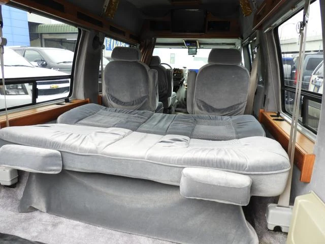 GMC VANDURA 2500 11