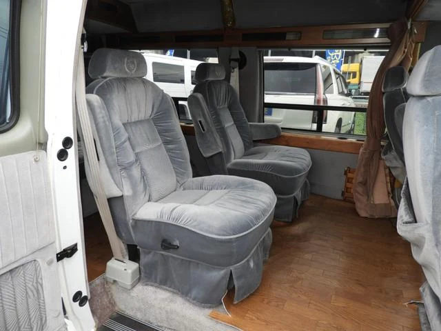 GMC VANDURA 2500 7