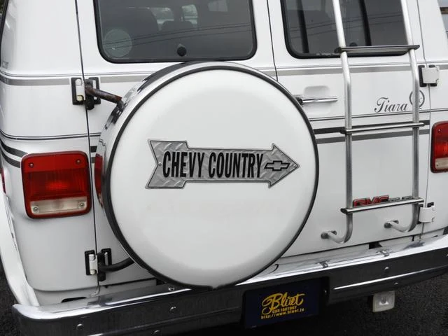 GMC VANDURA 2500 17