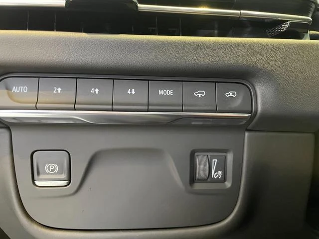 Cadillac ESCALADE 50