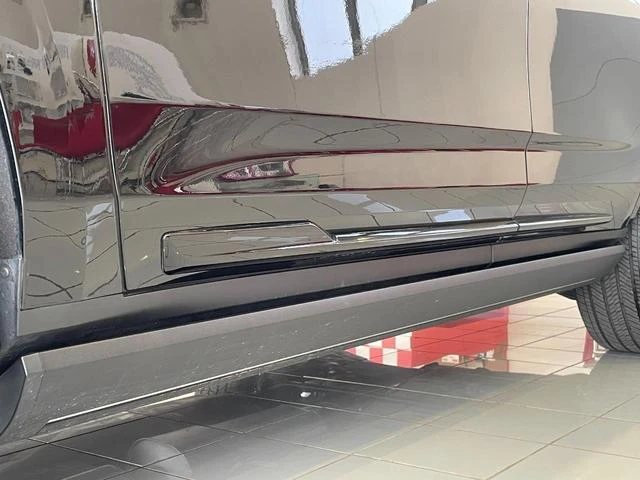 Cadillac ESCALADE 30