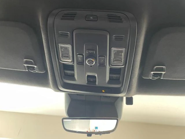 Cadillac ESCALADE 12