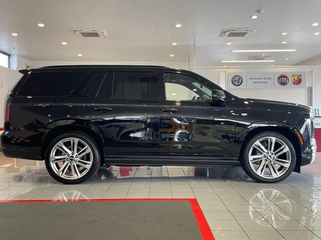 Cadillac ESCALADE 4