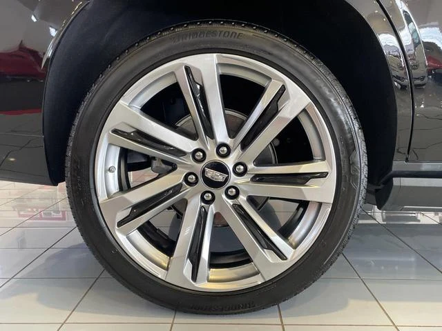Cadillac ESCALADE 23