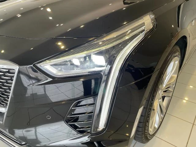 Cadillac CT6 28
