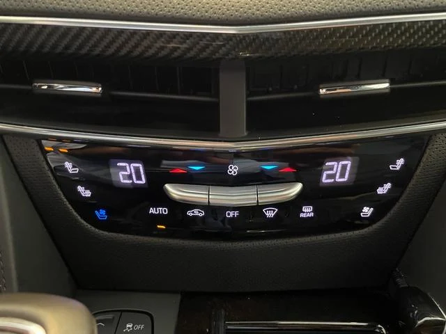 Cadillac CT6 44