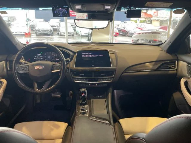 Cadillac CT5 15