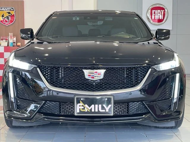 Cadillac CT5 31