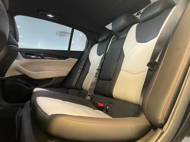 Cadillac CT5 14