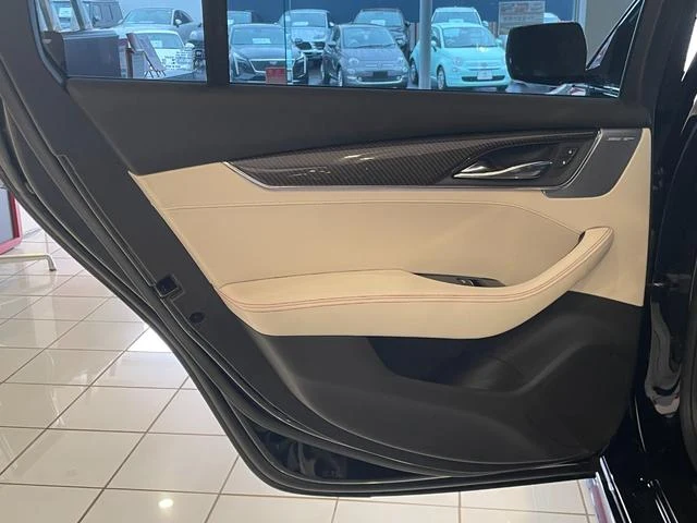 Cadillac CT5 68