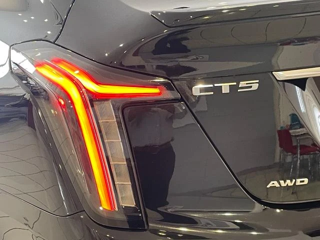 Cadillac CT5 28