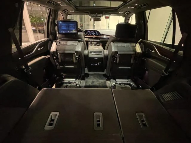 Cadillac ESCALADE 30