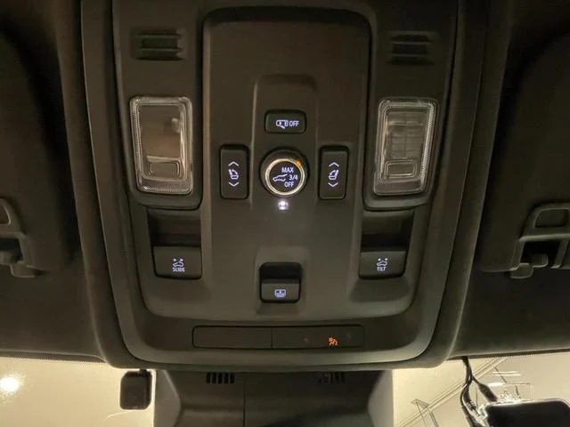 Cadillac ESCALADE 49