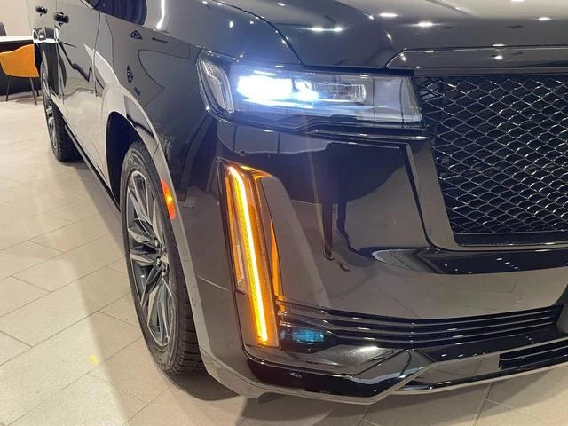 Cadillac ESCALADE 13
