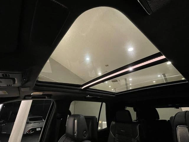 Cadillac ESCALADE 52