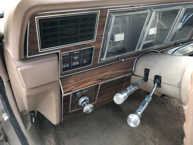 Lincoln MARK VI 18