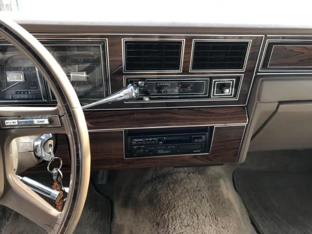 Lincoln MARK VI 19