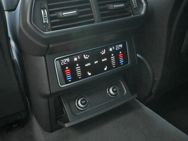 Lamborghini URUS 16