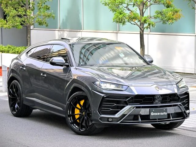 Lamborghini URUS 27