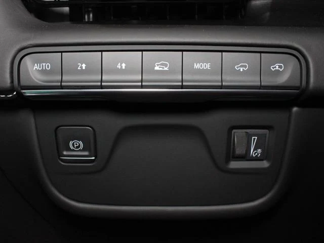 Cadillac ESCALADE 50