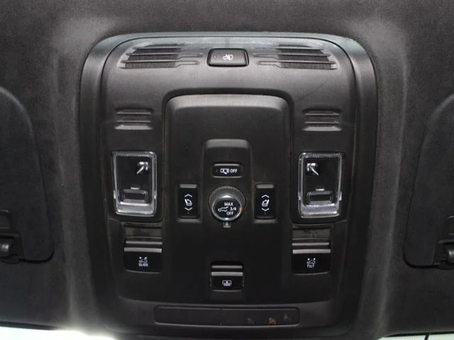 Cadillac ESCALADE 49