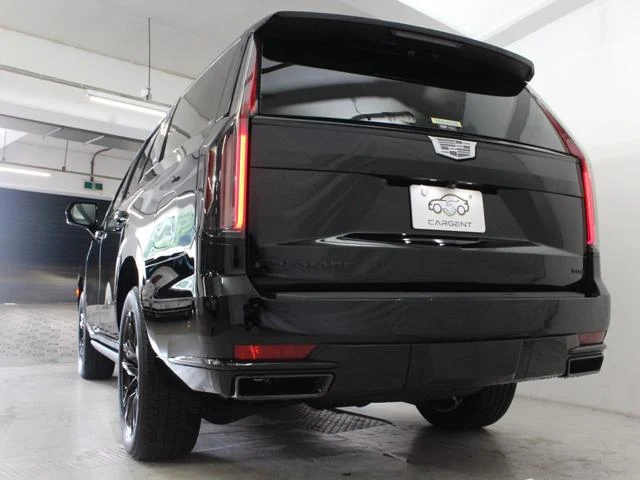 Cadillac ESCALADE 26